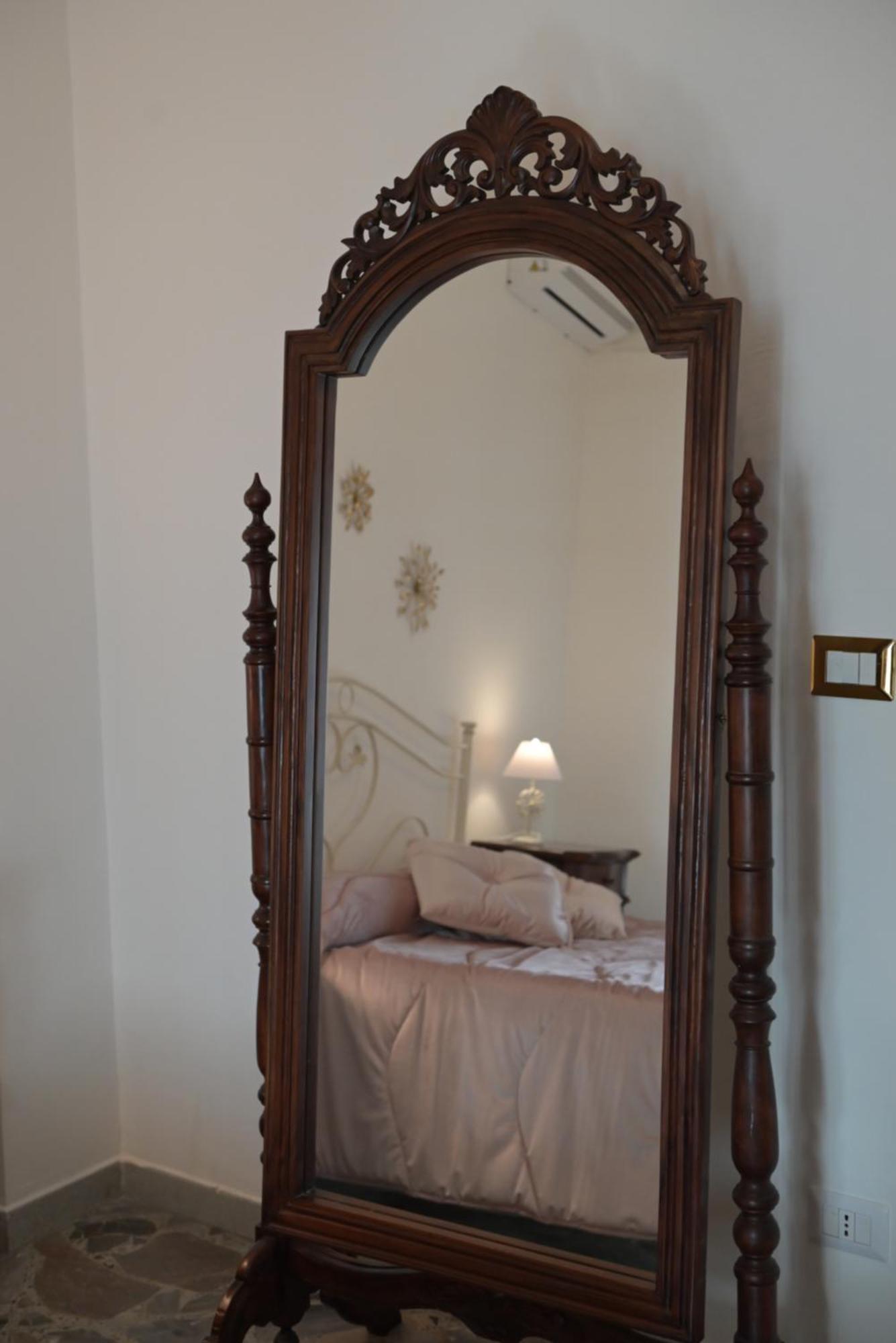 The Rooms Of Swami Bari Exteriör bild