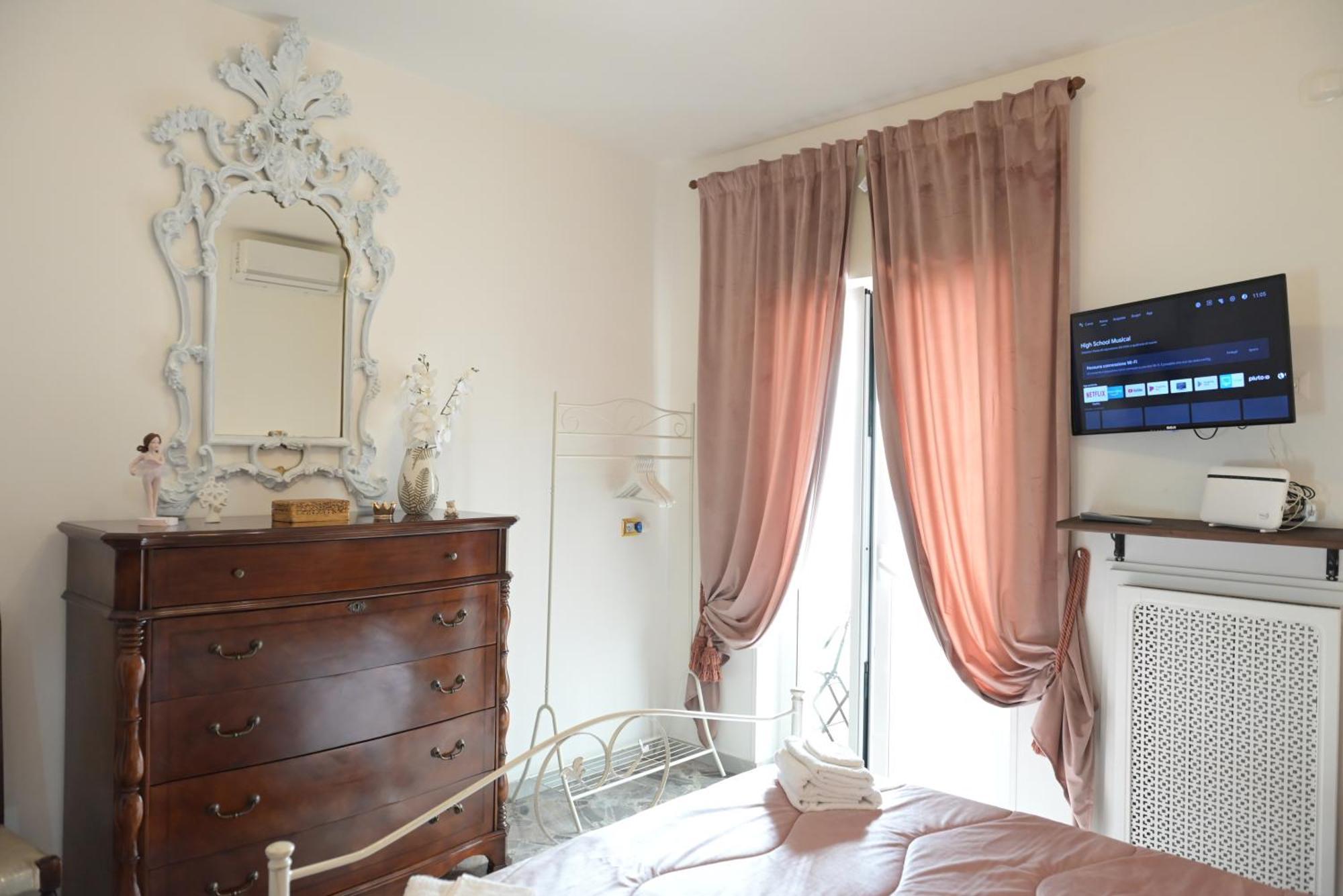 The Rooms Of Swami Bari Exteriör bild