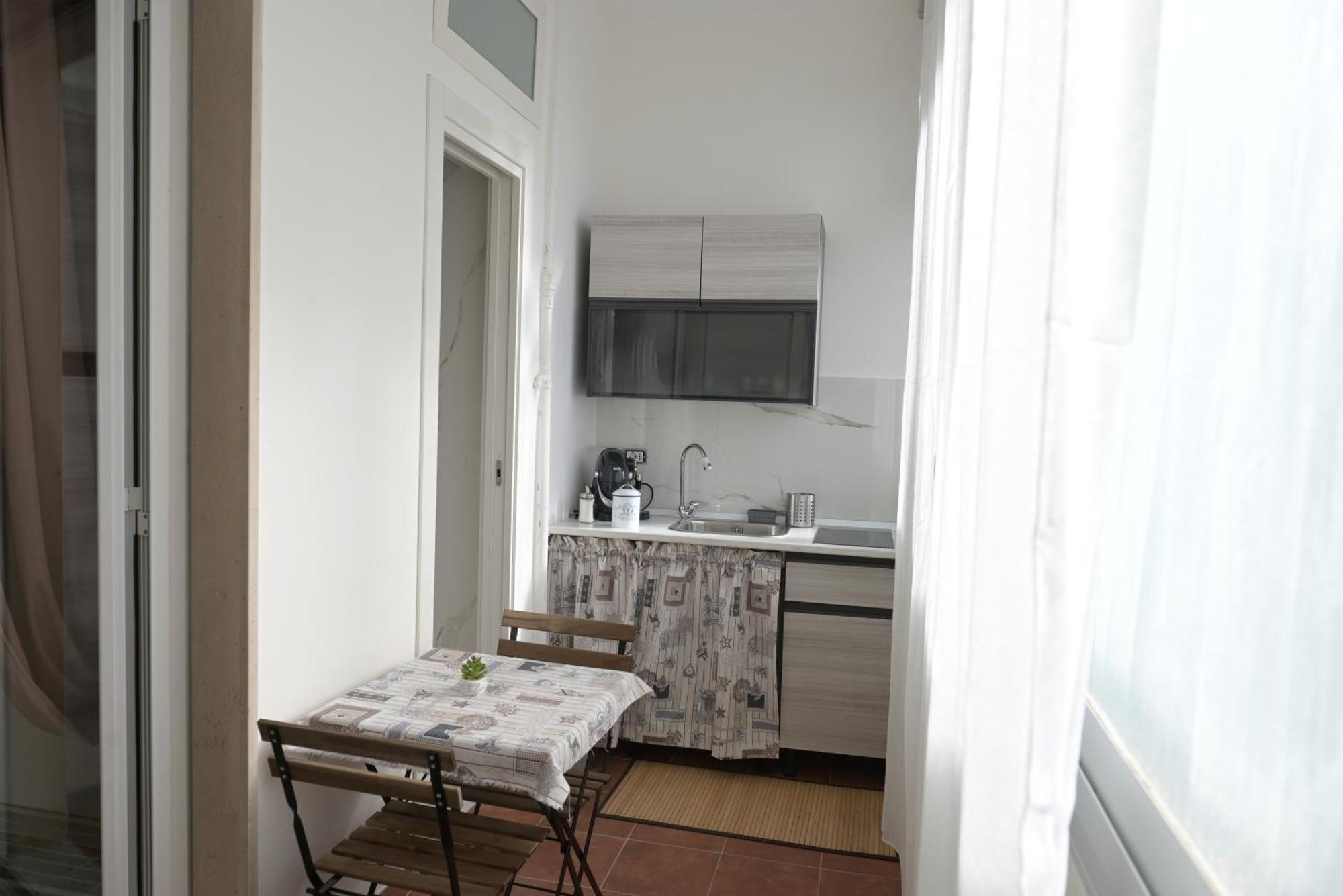 The Rooms Of Swami Bari Exteriör bild